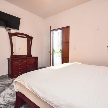 🏡 Casa Romántica en Cuba para Extranjeros: Privacidad Total - Img 115100741