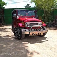 Se vende este Jeep Toyota o se hace negocio - Img 56808692