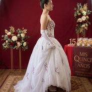 Alquiler de vestidos de novia y quince - Img 55494791
