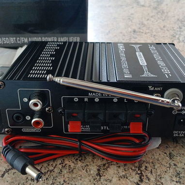 Amplificador AK 380 - 2/2