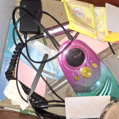 Se vende Negocio De Uñas Con Todo - 4/7