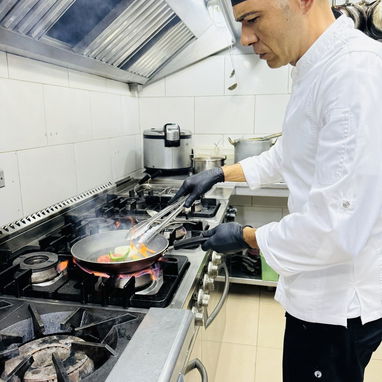 Chef De Cocina. - 2/2