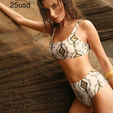 Bikinis - Img 121025547