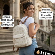 *MOCHILITA IMPORTADA BEIGE CLARO🎀*    Medidas 20 cm ancho 25 cm alto 12 cm profundidad - Img 56988691