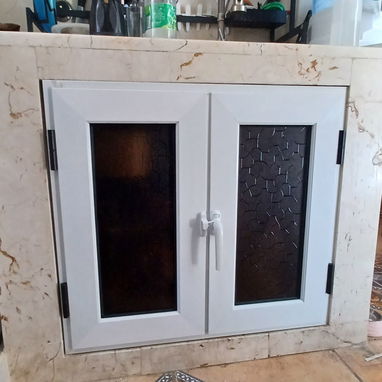 Carpinteria ,Marqueteria de aluminio, y cristal puertas ,ventanas , closet , Bajos de meseta ,paños fijos y más - 20/20