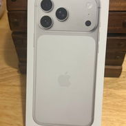 Apple iPhone 17 pro max 256GB color silver (( LIBRE DE FÁBRICA (( SIM FÍSICA ))( EN CAJA NEW SELLADO ))) fotos reales - Img 55862329