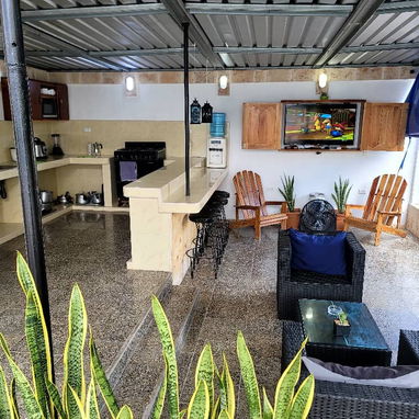 🏤🏊‍♂️⚡️Casa de renta con piscina y respaldo energético en la playa (Guanabo). Se aceptan mascotas. Beach house - 7/10