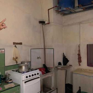 #41- 📍*SE VENDE O SE PERMUTA APTO EN C.Habana EN CALLE LEALTAD A UNAS CUADRAS DEL AMEIJEIRAS* 📍*SU CONSTRUCCIÓN ES CAP - Img 121851004
