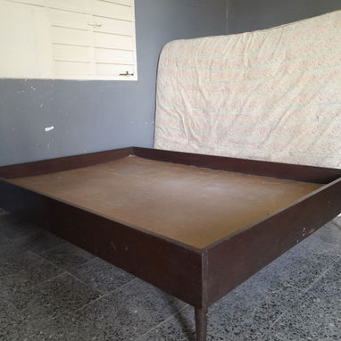 Cama camera y colchón en 50 USD - Img 118995475