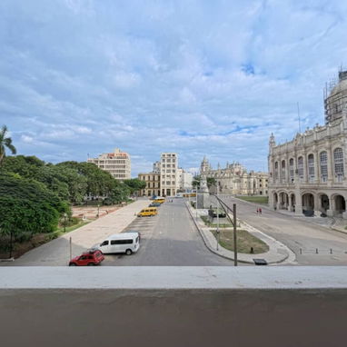 Se renta apto de 2 habitaciones en la Habana Vieja, cerca de la embajada de España.54026428 - Img 125642330