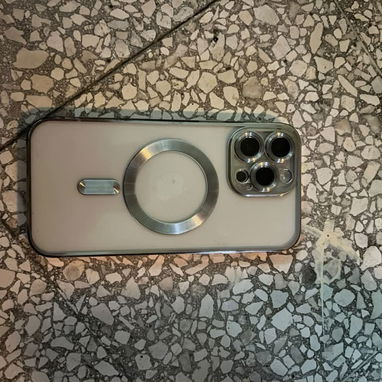 Se vende IPhone 14 Pro Max - Img 124078296