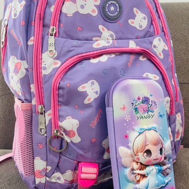 Mochilas para los peques de la casa en varios tamaños y con sus accesorios 🎒 - 4/10