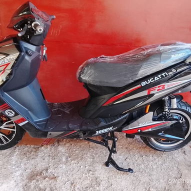 Moto eléctrica Bucatti F3 72V 55Ah ‼️‼️‼️ - 4/6