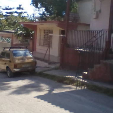 Se vende casa independiente en S. Francisco - 2/2
