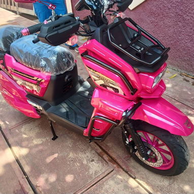 MOTO ELÉCTRICA YOAZAKY TANK 2026 - 8/9