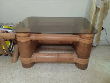 Juego de sala,sillones de madera,mesa escritorio,mesa tv,librero y más - Img 65033535