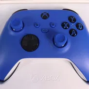 Vendo mandos Xbox Series, Pc y Baterias - Img 55581890