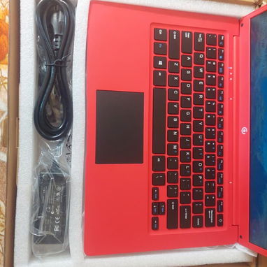 💻 Laptop Roja - 6/10