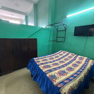 OPORTUNIDAD ÚNICA! Propiedad Puerta Calle en Centro Habana – Ideal Negocio o Vivienda - Img 120352785
