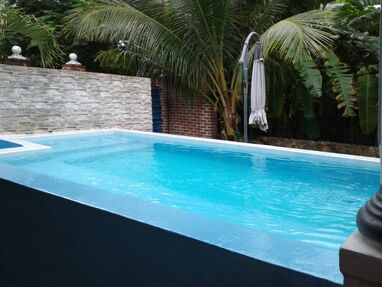 Se renta casa a 1km de la playa de Guanabo con piscina por el gato verde. +53 5 8274462 - Img 42915713
