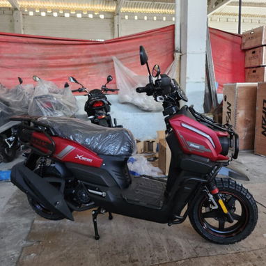 Moto Automática 175 cc XMOX TANK 2026 - 2/4