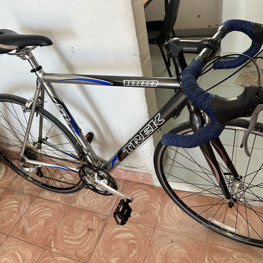 Bicicleta de ruta Trek - Img 128137458