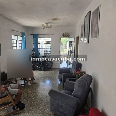 AL1001 – Casa ubicada en alturas del aeropuerto - 3/10
