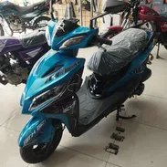 MOTO automática de 150 CC ,me ajusto con dinero en mano NUEVA LISTA PARA CHAPA - Img 55792702