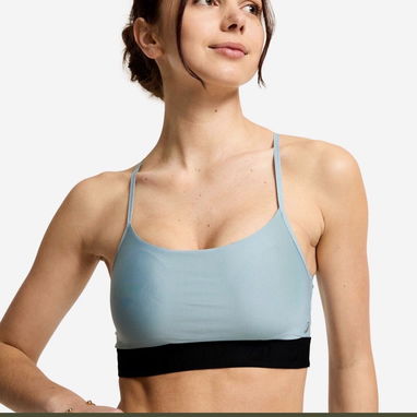 Top deportivo Decathlon azul claro talla S y M - 3/3