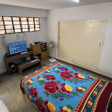 SE VENDE APT EN EL VEDADO - 7/10