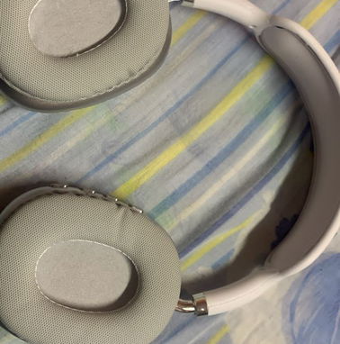 Audifonos nuevos usted lo estrena - Img 89151395