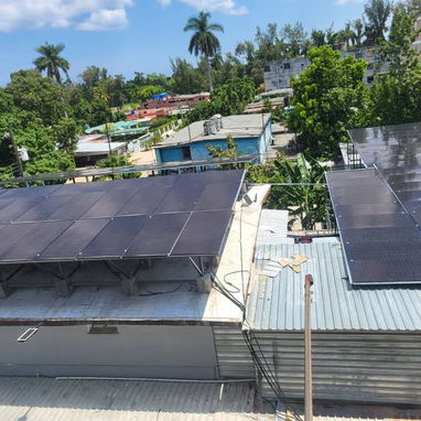 Instalación de paneles solares - 3/4
