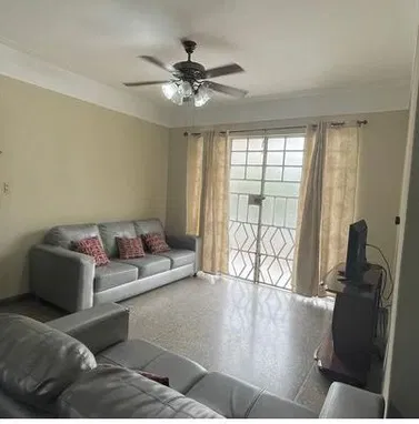 Apto cap en nuevo Vedado 1er piso,remodelado,con todo dentro.tiene garage.Whatsapp +507 6791 5607 - Img 97565734