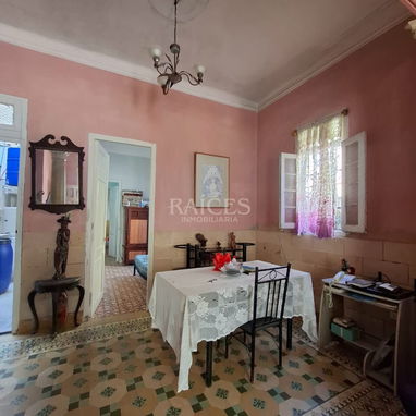 ¡Opotunidad de Inversión! Apartamento Capitalista en el Vedado cercano a la Embajada de EEUU - $36 000 USD - 2/9