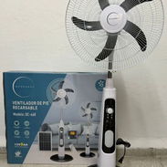 Vendo Ventilador recargable pedestal, Rudenkov, 18", 50W, panel solar -mensajería gratis y garantía - Img 55205495