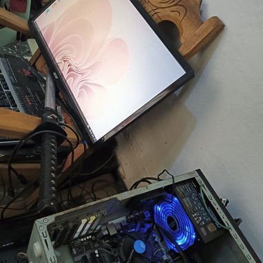 Vendo kit de 9na Generación board h310 con micro i38100 y 8 GB de ram trabajando al 💯 - Img 121640147