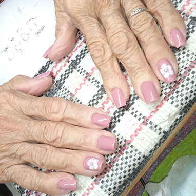 Manicura y pedicura - Img 126962642