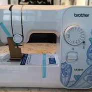 Maquina de coser de 17 puntadas marca brother - Img 55323307