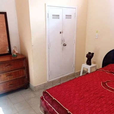 🏠 Apartamento de Renta Lineal En Habana Vieja. 💵 Precio: 400 usd por mes con 2 habitaciones - Img 118812515