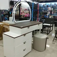 Vanity con gavetas y banco incluído exelente calidad y elegancia nuevos en caja importados - Img 55878699