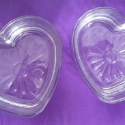 Cristal con forma de corazón y base/bandeja1 de cristal - Img 57893526