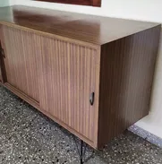 SE VENDE APARADOR AMPLIO DE USO EN MUY BUEN ESTADO - Img 49678318