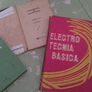 LIBROS PARA TÉCNICOS DE ELECTRICIDAD 800 PESOS Y EL CUADERNO DE ELECTRO TÉCNIA 500 PESOS - Img 58223082