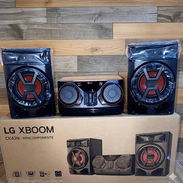 Equipos de música  ■ LG CK-43  •BLUETOOTH (3 dispositivos ) •ENTRADA DE MEMORIA (2) •ENTRADA AUXILIAR  •RADIO AM/FM.  M - Img 55739836