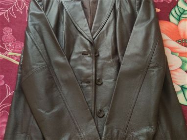 Vendo chaqueta nueva de cuero talla L, color marron - Img main-image