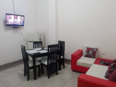 Renta apartamento de 2 habitaciones a 3 cuadras del Malecón Habanero,cerca de la Casa de la Música d Galiano - Img 62404335