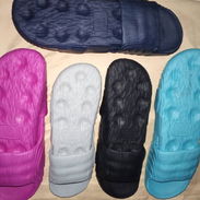 Chancletas Adidas - Img 54889222