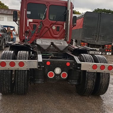 En venta rastra Freightliner 2016 - Img 120962263