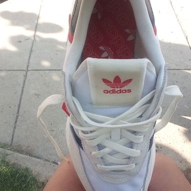 Tenis Adidas originales - Img 124143045