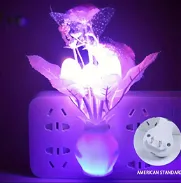 Lámpara en forma de bucaro con flores - Img 45739382